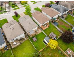 73 BRIDLE PATH - 35