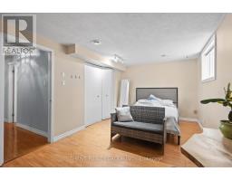 170 OLYMPIC CRESCENT - 30