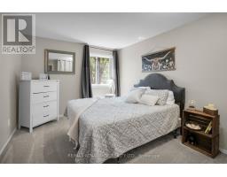 215 - 725 DEVERON CRESCENT - 16