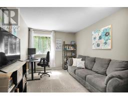 215 - 725 DEVERON CRESCENT - 17