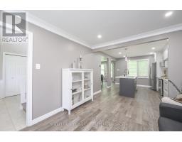 18 THUNDERBIRD CRESCENT - 15