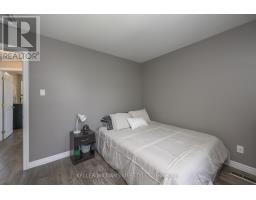 18 THUNDERBIRD CRESCENT - 27