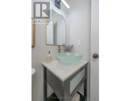 871 FARNHAM ROAD - 32