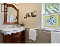 77 BYRON AVENUE E - 35