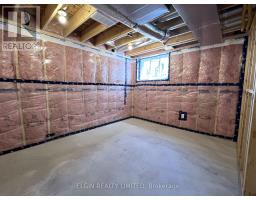 37 BRAUN AVENUE - 17