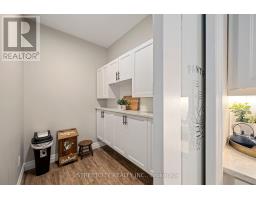 43297 ROBERTS LINE - 17
