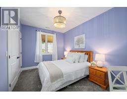 43297 ROBERTS LINE - 24