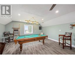 43297 ROBERTS LINE - 38