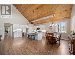 43297 ROBERTS LINE - 8