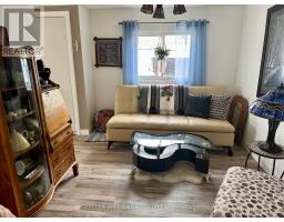 16 VELMA STREET - 17