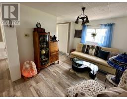 16 VELMA STREET - 18