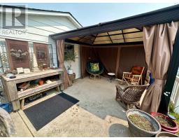 16 VELMA STREET - 32