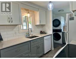 16 VELMA STREET - 5