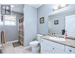 1788 BAYSWATER CRESCENT - 20