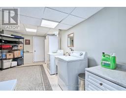 1788 BAYSWATER CRESCENT - 28