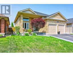 1788 BAYSWATER CRESCENT - 3
