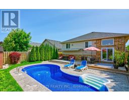 1788 BAYSWATER CRESCENT - 33