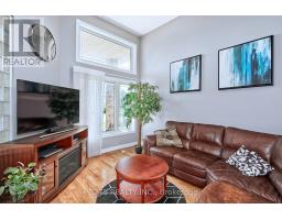 1788 BAYSWATER CRESCENT - 6