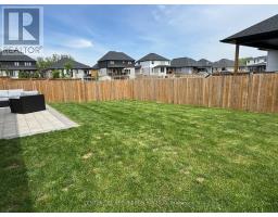 11 BRISCOE CRESCENT - 48