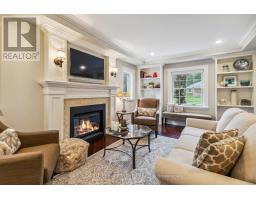 84 IROQUOIS AVENUE - 12