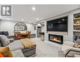 84 IROQUOIS AVENUE - 34