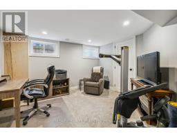84 IROQUOIS AVENUE - 37