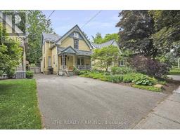 863 MAITLAND STREET - 2