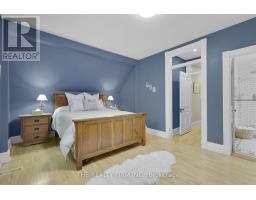 863 MAITLAND STREET - 22