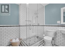 863 MAITLAND STREET - 25