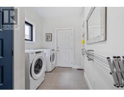 1754 BRAYFORD AVENUE - 23