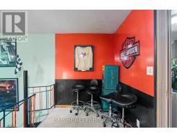 8458 LAZY LANE - 33