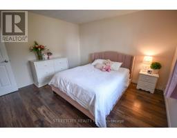 295 WALMER GROVE - 22