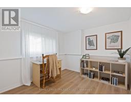 126 HIGHVIEW DRIVE - 38