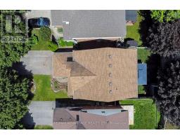 176 ROSSMORE COURT - 41