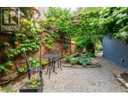 291 BLACKACRES BOULEVARD - 33