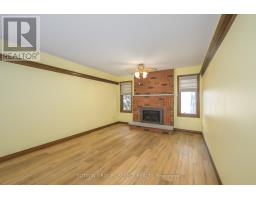 1717 PHILLBROOK CRESCENT - 38