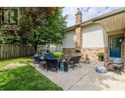 74 JUTTA CRESCENT - 39