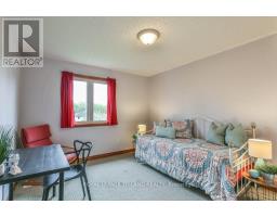 41 GREYROCK CRESCENT - 23
