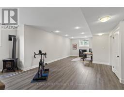 4 ASHBY CRESCENT - 31