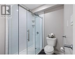 4 ASHBY CRESCENT - 35