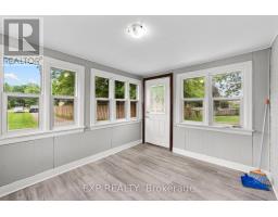 50 FAIRVIEW AVENUE - 16