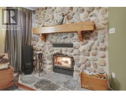 21 LUNN LANE - 26