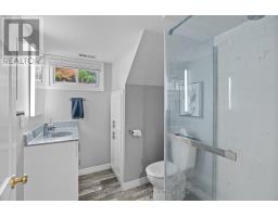 644 PERCY STREET - 40
