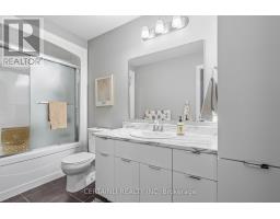 16 ANDERSON CRESCENT - 28