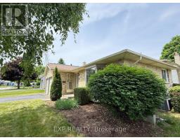 35 MIDALE COURT - 2