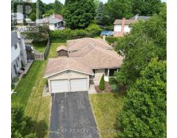 35 MIDALE COURT - 3