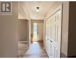 35 MIDALE COURT - 7