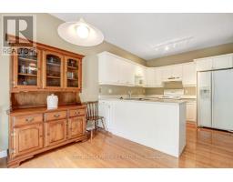 12 - 14 CADEAU TERRACE - 14