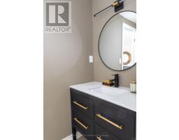 10 HILLHEAD ROAD - 21