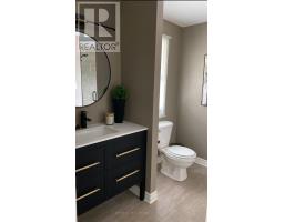 10 HILLHEAD ROAD - 22